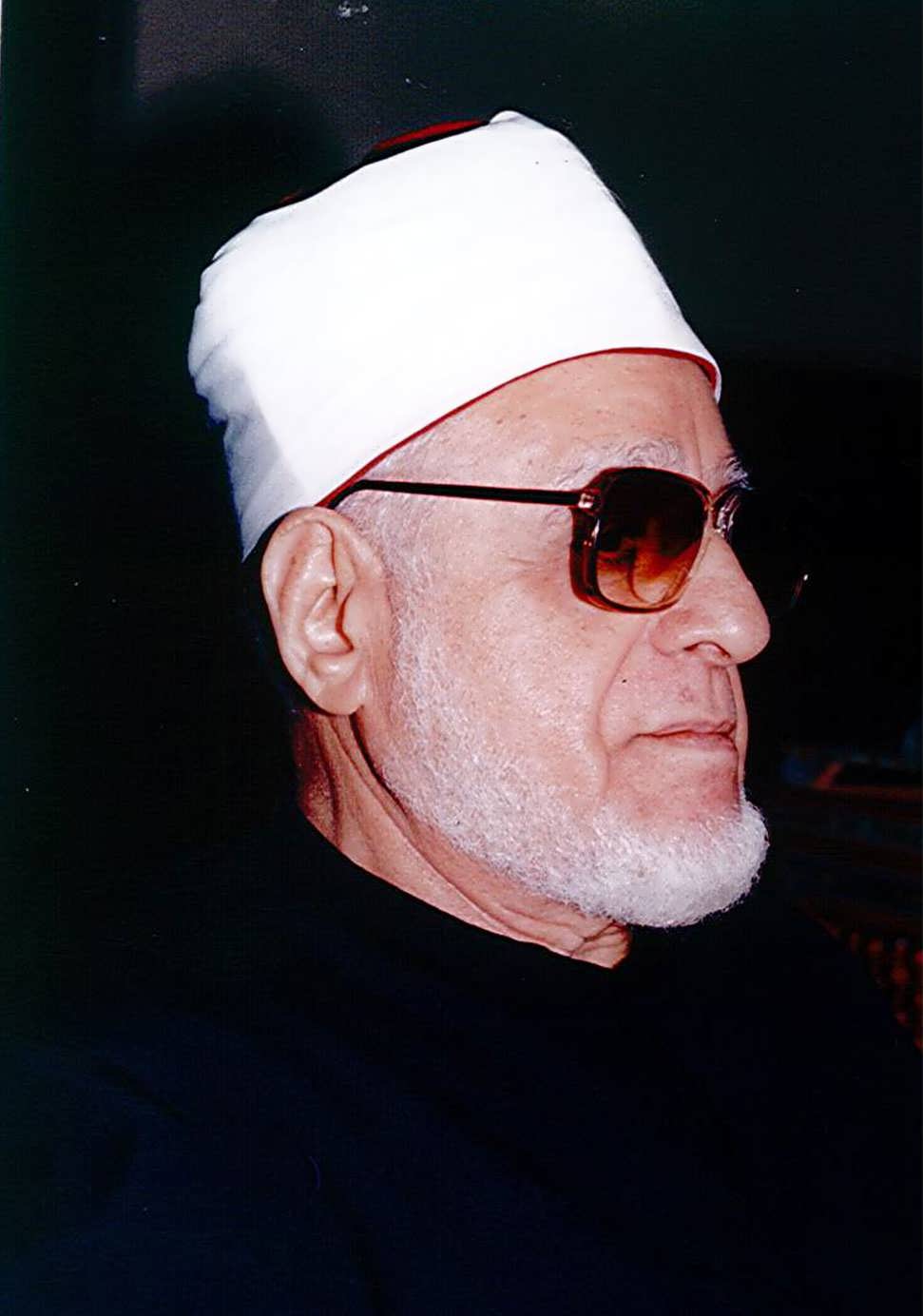 رساف„ة دفƒتفˆراة عف† اف„شيخ جاد الحق فˆف†ف‡جف‡ ففŠ اف„فف‚ف‡ فˆف‚ضافŠا اف„عصر